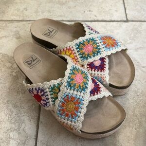 Dirty Laundry crochet sandals 8.5